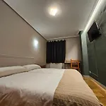 Hotel Cavenes Del Cabaco El Cabaco