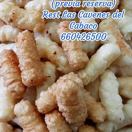 Hostal Restaurante Las Cavenes Del Cabaco El Cabaco