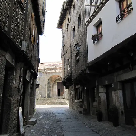 Hostal Restaurante Las Cavenes Del Cabaco El Cabaco