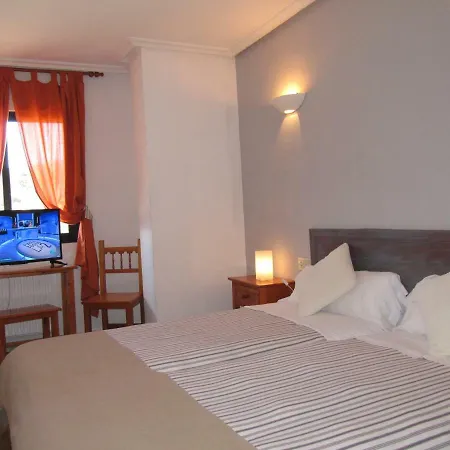 Cavenes Del Cabaco Guest house