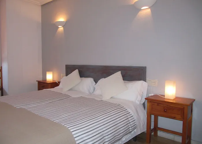 Cavenes Del Cabaco 2*