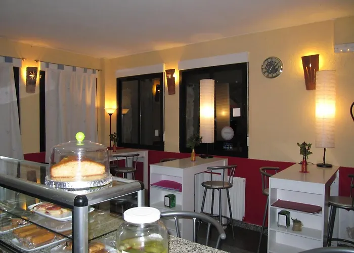 מלון Cavenes Del Cabaco